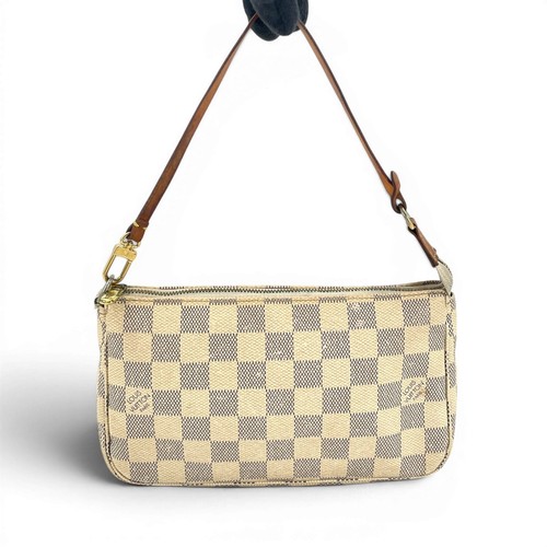 Louis vuitton pochette - louis,