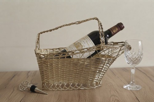 Corbeille vin vintage - à,