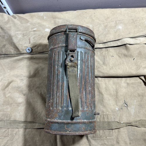 Boîte pour masque allemand - pour,