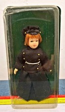 Poupée d'artiste poupée