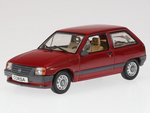 Opel corsa 1984 foncé rouge - a,