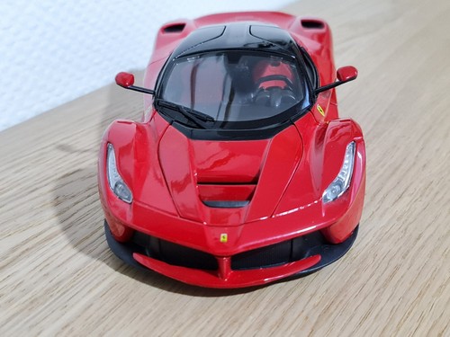 Tres rare ferrari - rare,