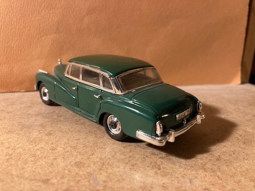 Modèle réduit voiture 43 - modèle,