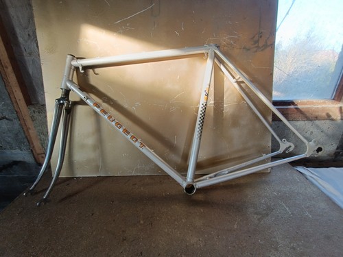Cadre acier peugeot record - cadre, du