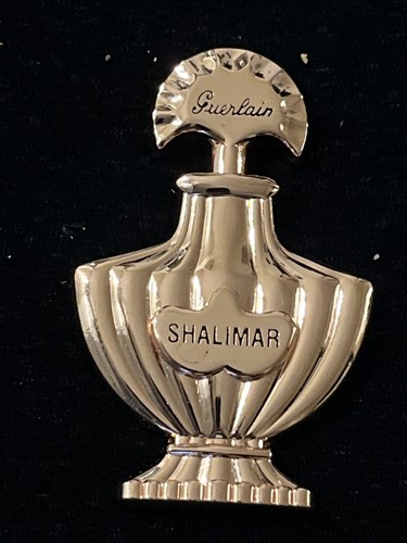 Pin parfums shalimar - pin’s,