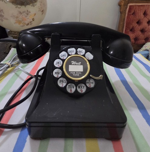 Vintage 1945 western - 1945, electric