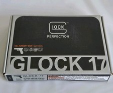 Umarex Glock 17 Gen5 CO2 Airsoft Pistol Holds 14 Rounds - (2276340) Black Used.