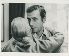 YVES MONTAND INGRID THULIN LA GUERRE EST FINIE 1966 PHOTO ORIGINAL #20