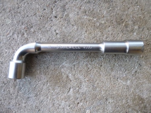 Cle pipe debouchee - cle,