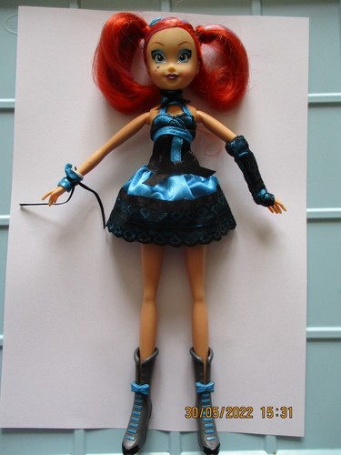 Poupee winx bloom hallowinx - winx,