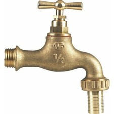 Robinet d' arrosage entrée