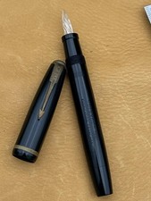 Stylo plume en verre vintage