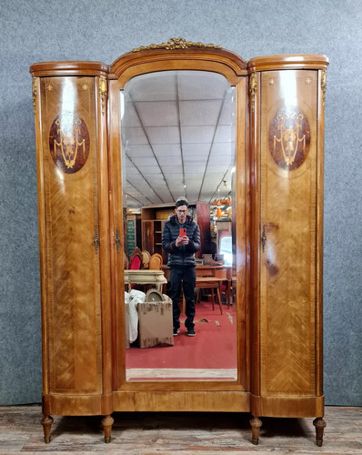 Armoire style louis xvi - louis,