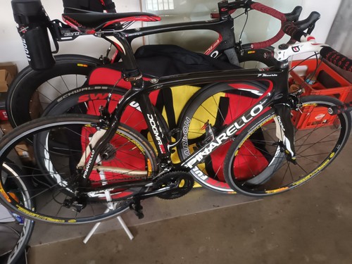Velo course pinarello dogma - course,