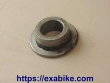 entretoise de roue arriere pour Honda CB 900 F Hornet  de 2002 a 2007