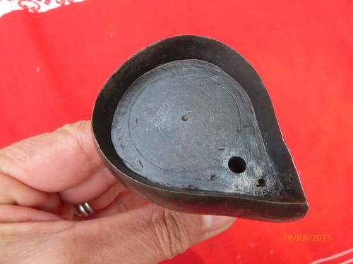 Emporte piece outil ancien - emporte,