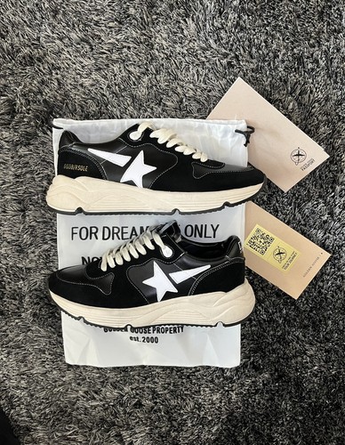 Golden goose running - goose,