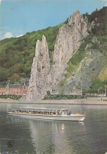 BELGIQUE-DINANT-ROCHER
