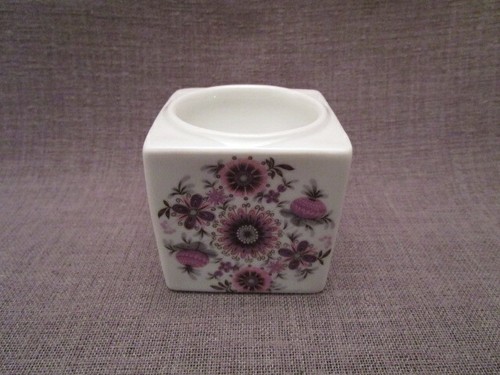 Coquetier ancien vintage - , en