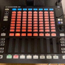 Native Instruments MASCHINE JAM Grid Performance Controller Beat Maker