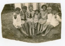 PHOTO, plage cabine trou dans