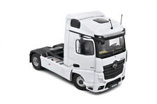 Camion Mercedes Benz Actros 2023,blanc, Solido echelle 1:24 longueur 24cm