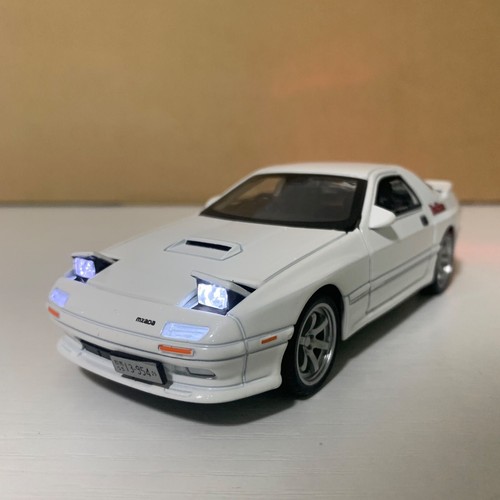 Mazda 1 32 diecast - fc, 1/32