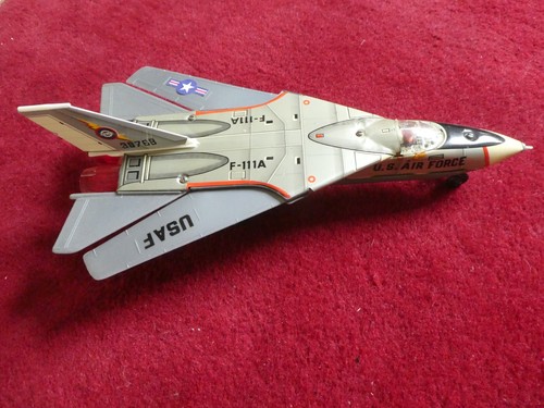 Avion jouet ancien jet fighter - ancien,