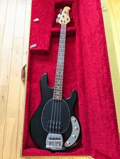 MUSICMAN StingRay EX / guitare