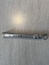 RARE PORTE CLÉS PORTE CRAYON