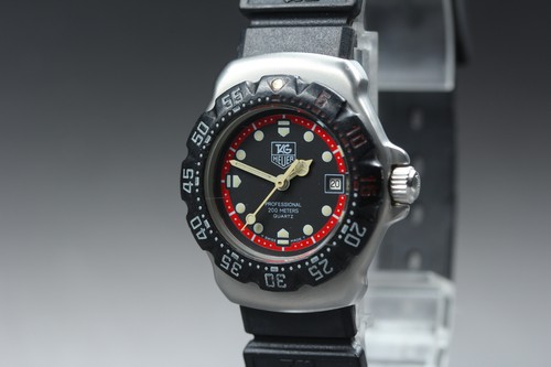 Presque comme neuve montre - [presque,