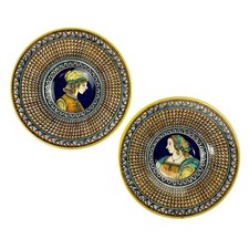 Set Of 2 Handmade Painted Italian Sberna Deruta Pottery Renaissance Lovers 8”