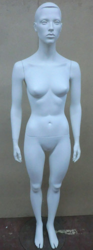 Mannequin vitrine poupée mode - vitrine,