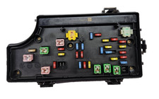 07-08 DODGE CALIBER INTEGRATED POWER MODULE FUSE Relay BOX P04692207AE