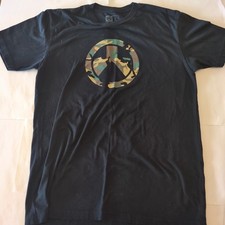 Magpul Woodland Camo Icon Blend T-shirt in black.  Size Large
