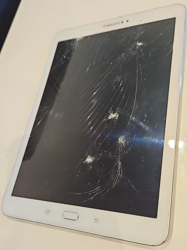 T813 samsung tab - sm-t813,
