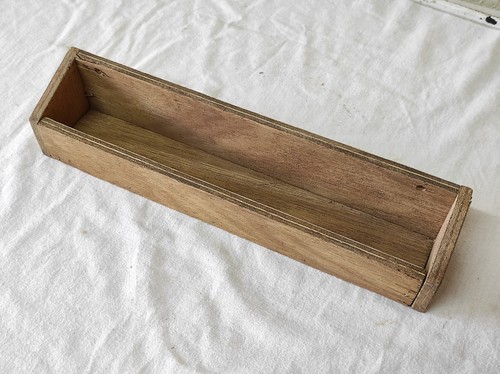 Ancienne petite étagère - petite,