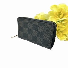 Louis Vuitton Zip Around Purse