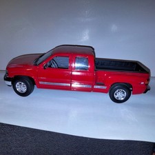 chevrolet silverado Z71 1/18