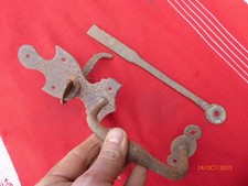 Loquet poucier en fer forgé