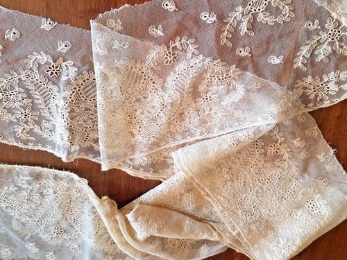 Broderie 300 de - -, tulle