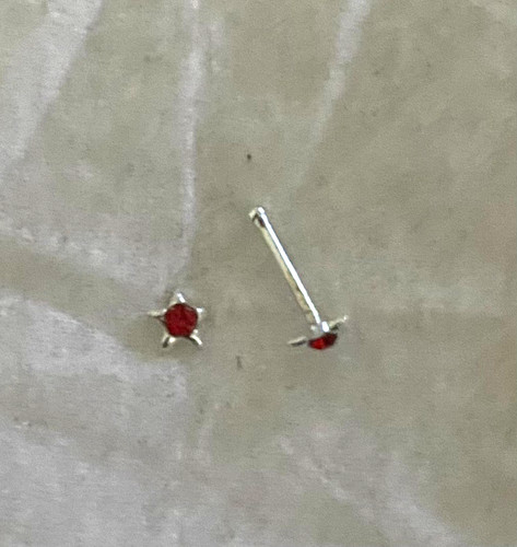 Piercing droit nez - nez, etoile