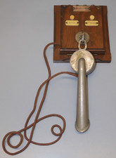 - TELEPHONE MURAL de CONCIERGE CORNET 2 BOUTONS LOGE & 2eme ETAGE déco PHONE  D