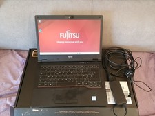 ordinateur portable Fujitsu Windows 11 LifeBook E448 - 8Go RAM/SSD 256 Go