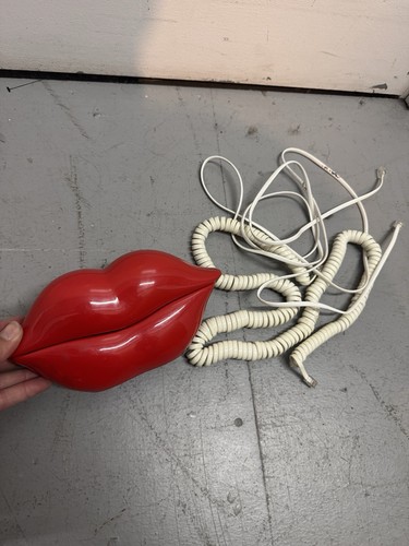 Vintage 1984 hot lips - vintage,