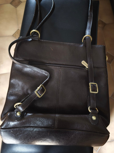 Sac main cuir sur dos - main,