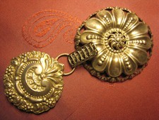 BOUCLE de CAPE ARGENT XIXème ROSACE & FLEURS - FEUILLE d'ACANTHE