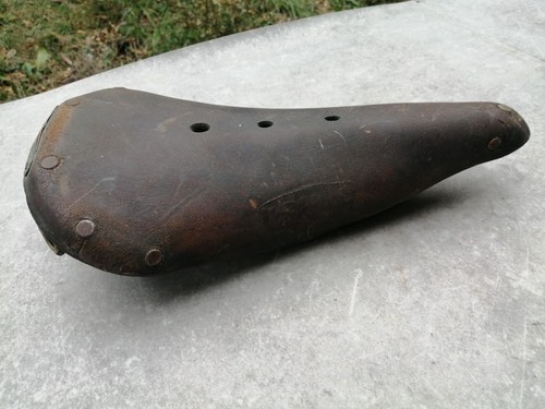 Vintage brooks saddle - brooks, patent