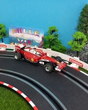 Voiture pour circuit Carrera