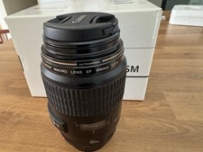 canon ef 100 mm f/2.8 macro